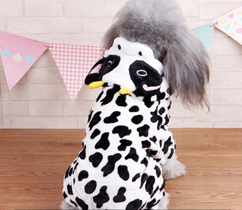 Herbst- und Winterkostümkollektion für Hunde: Gemütlicher Korallenfleece im Cartoon-Stil