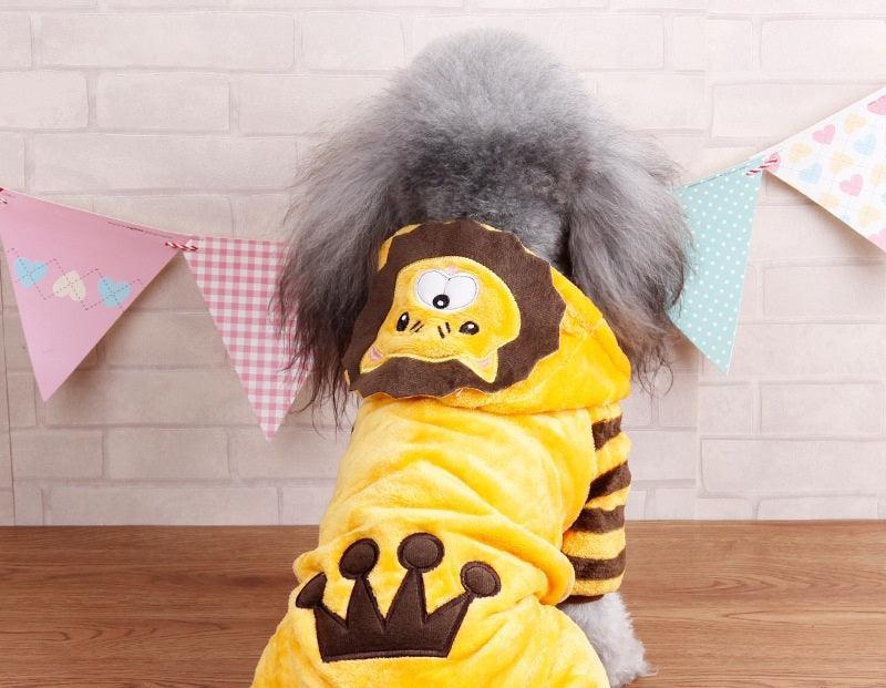 Herbst- und Winterkostümkollektion für Hunde: Gemütlicher Korallenfleece im Cartoon-Stil